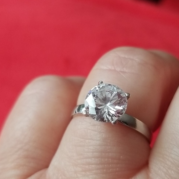 Silver ring with cubic zirconia - Picture 4 of 4